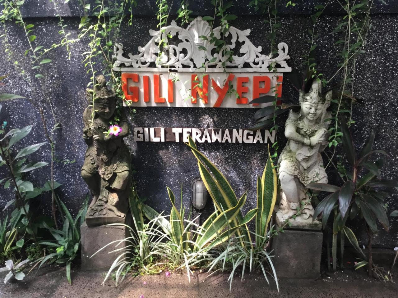 Готель Gili Nyepi Гілі-Траванган Екстер'єр фото